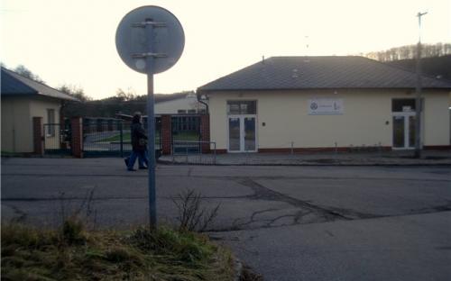 Так выглядит с улицы вход в приют