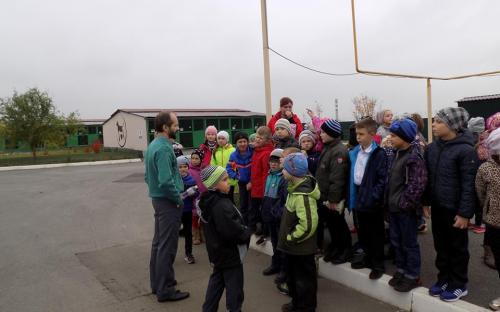 Второклассникам школы № 90 была проведена экскурсия по Центру обращения с животными