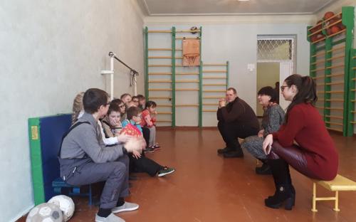 Петр Полященко провел занятия с собаками терапевтами в комплексе им. Короленко