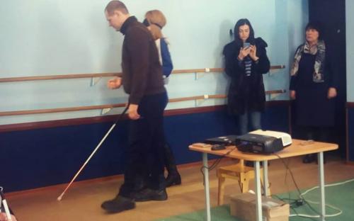 Проект "Канистерапия. Харьков": перспективное направление -  работа со слабовидящими людьми. 